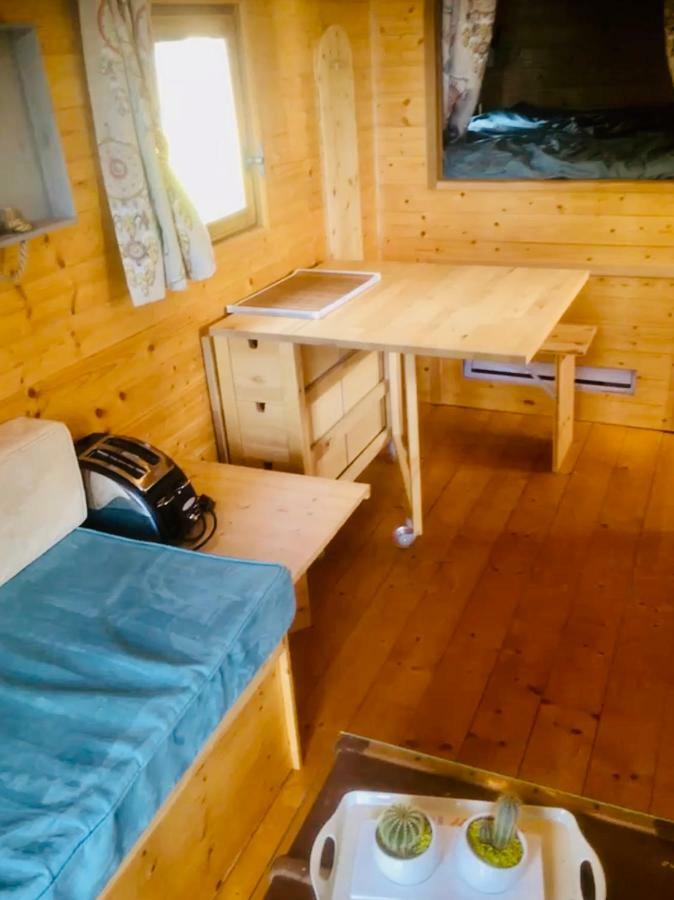 Millygite Chalet-On-Wheels By The River 外观 照片